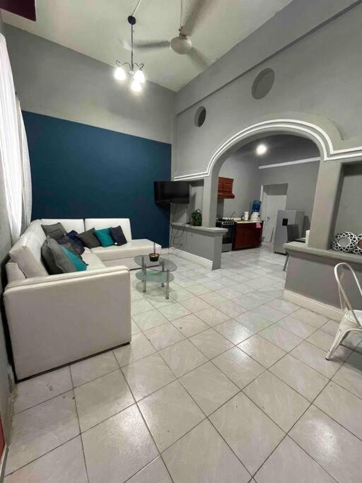 Puerta Azul * Tampico